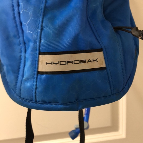 Camelbak water pack - Picture 5 of 14